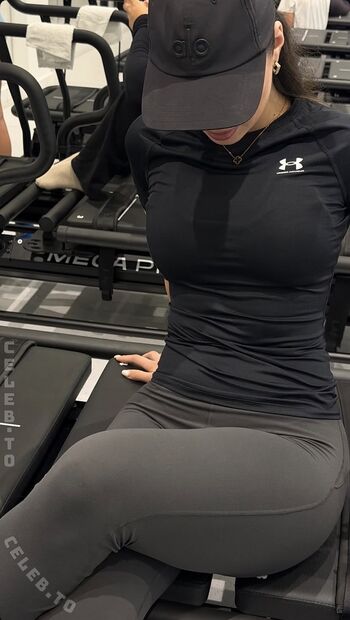 Adelina Noellee