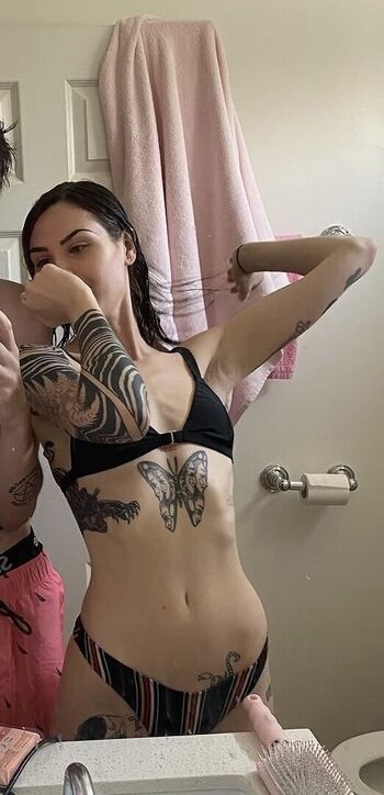 Angela Rhodes