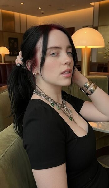 Billie Eilish Fake