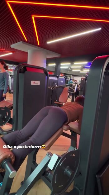 Cinthia Cruz