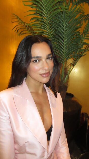 Dua Lipa