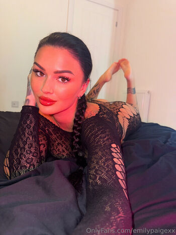 Full leaked Emilywakelingx private onlyfans photo