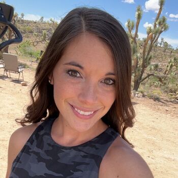 Emma Rose 24