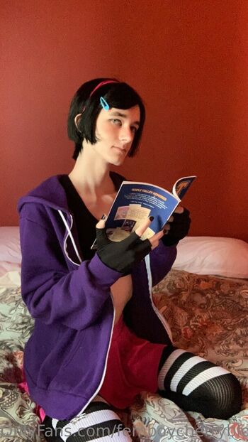 femboycherryblossom