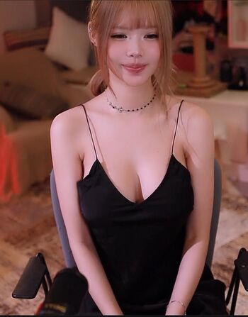 Full leaked Irissiri private onlyfans photo