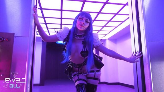 Full leaked Jewelzblu private onlyfans photo