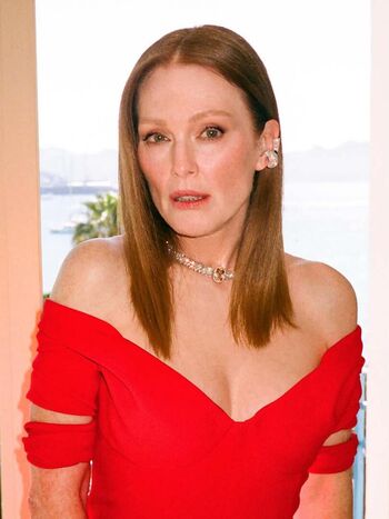 Julianne Moore