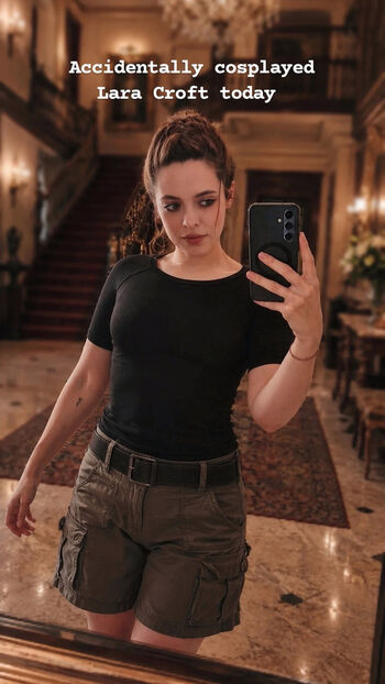 Kirsten Ria