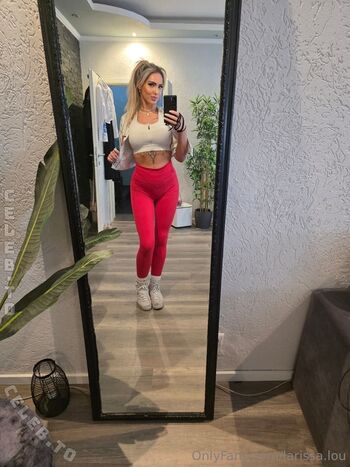 Full leaked Larissa lou private onlyfans photo