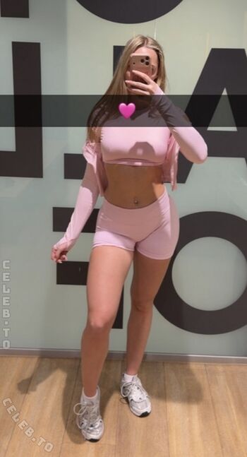 Lenaa8527
