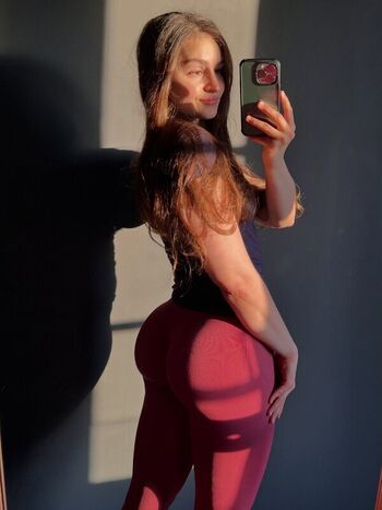 Leona Maronn
