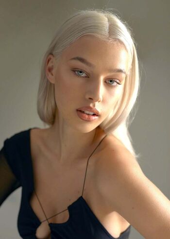 Lily Hoffman