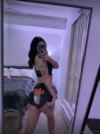 Love_Payton