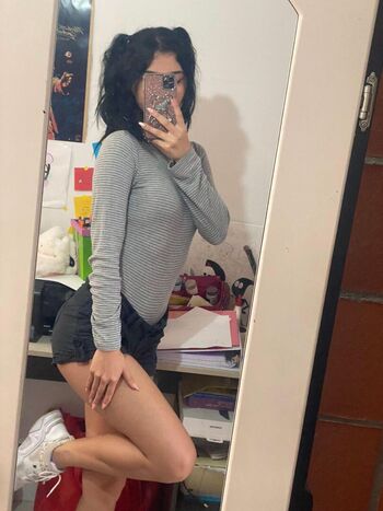 Luisa Valencia