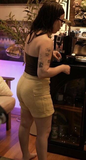 nikkijustine