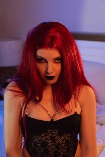 Full leaked Olyashaa private onlyfans photo
