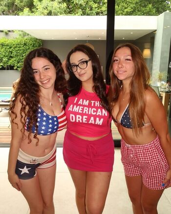 Full leaked Qveenjulia private onlyfans photo