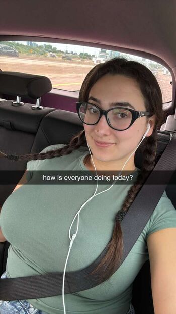Full leaked Qveenjulia private onlyfans photo