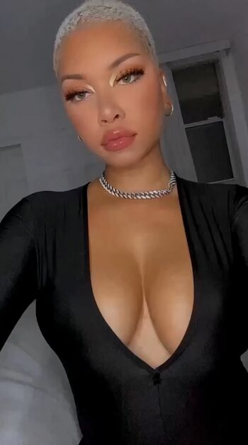 Rio Summers Instagram Model Exposed