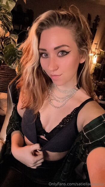 Full leaked Satiella cosplay private onlyfans photo