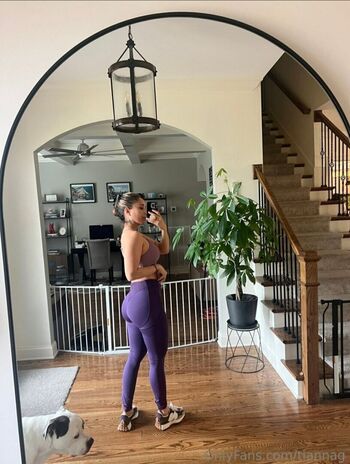 Tianna Gregory