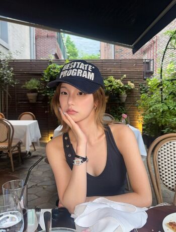 Full leaked Kitkat/ private onlyfans photo