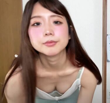 Yurina_jpg